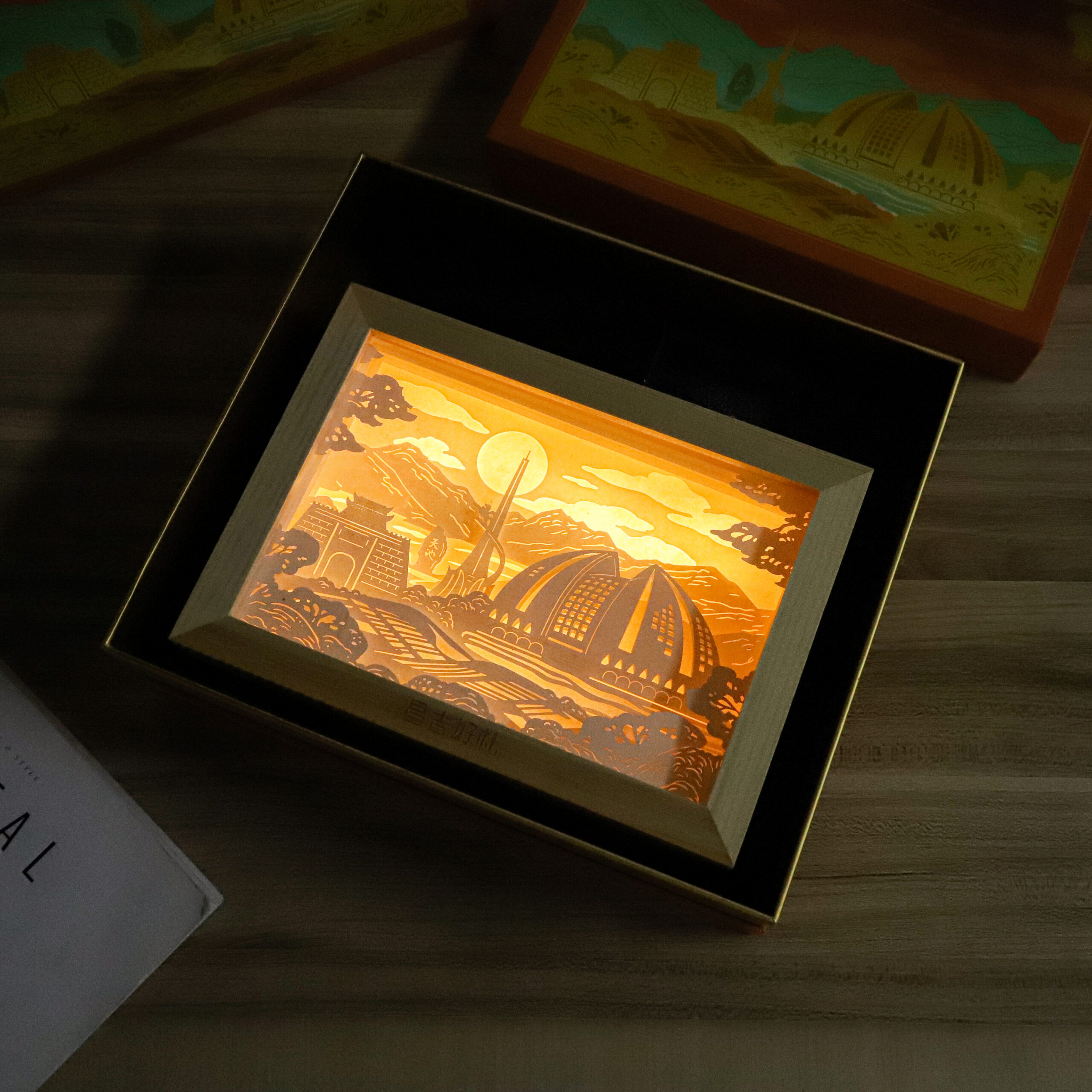 empty gift boxes
